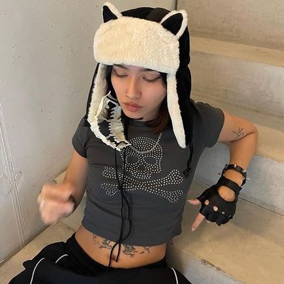 새로운 패션 스트리트 촬영 슬림 피트 작물 주문 아이러닝 다이아몬드 단팔 티셔츠 여자