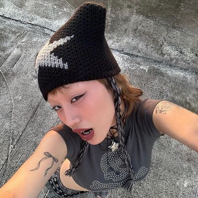 새로운 패션 스트리트 촬영 슬림 피트 작물 주문 아이러닝 다이아몬드 단팔 티셔츠 여자